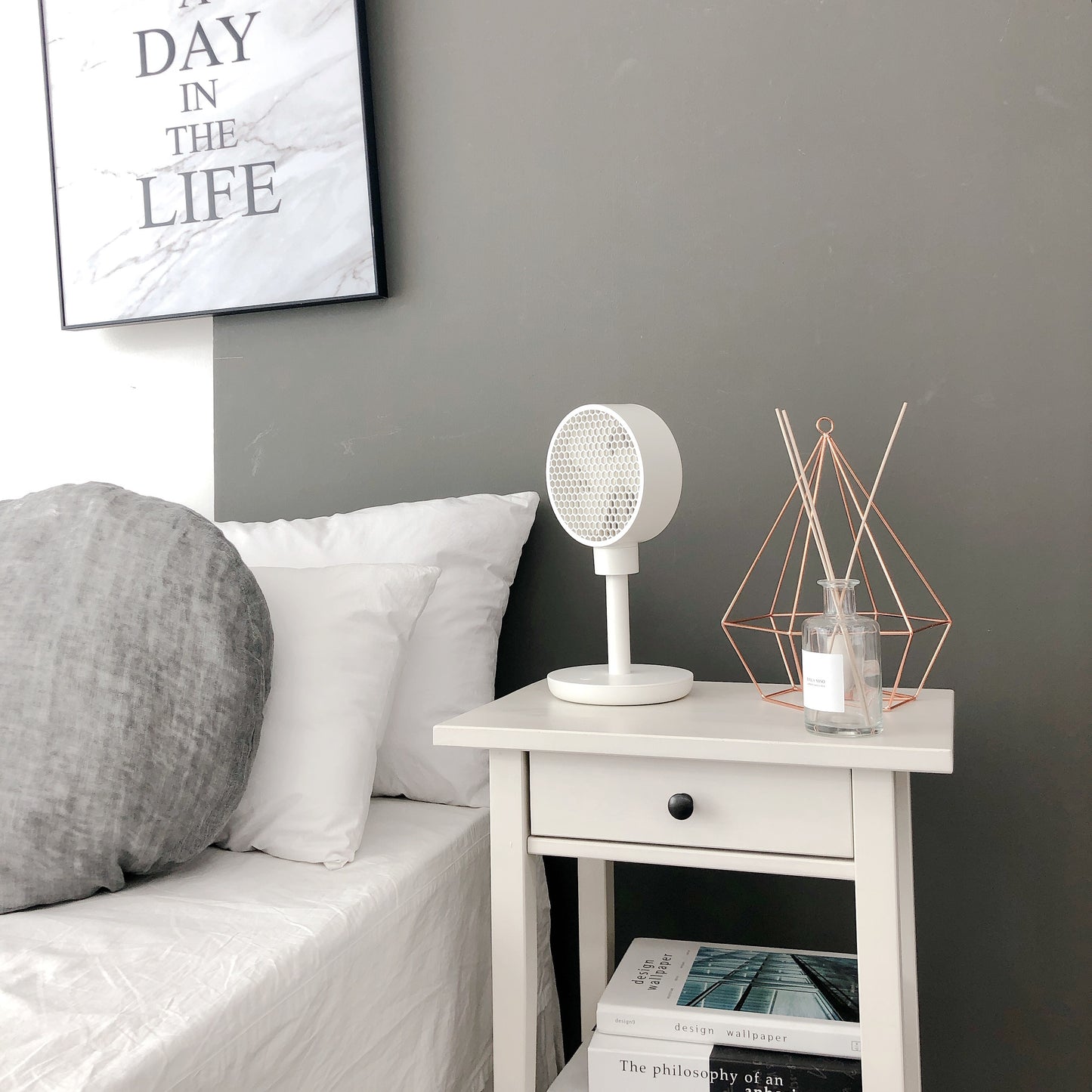 Honeycomb Faced Panel Portable Desk Fan - Coolean